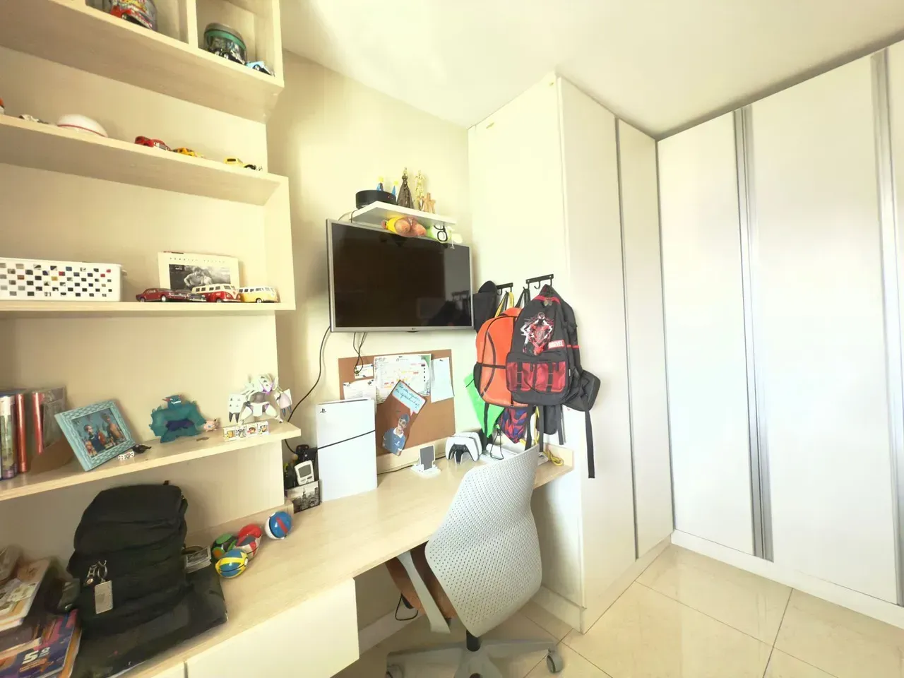 Apartamento duplex mobiliado com 4 quartos e 4 banheiros — photo 18