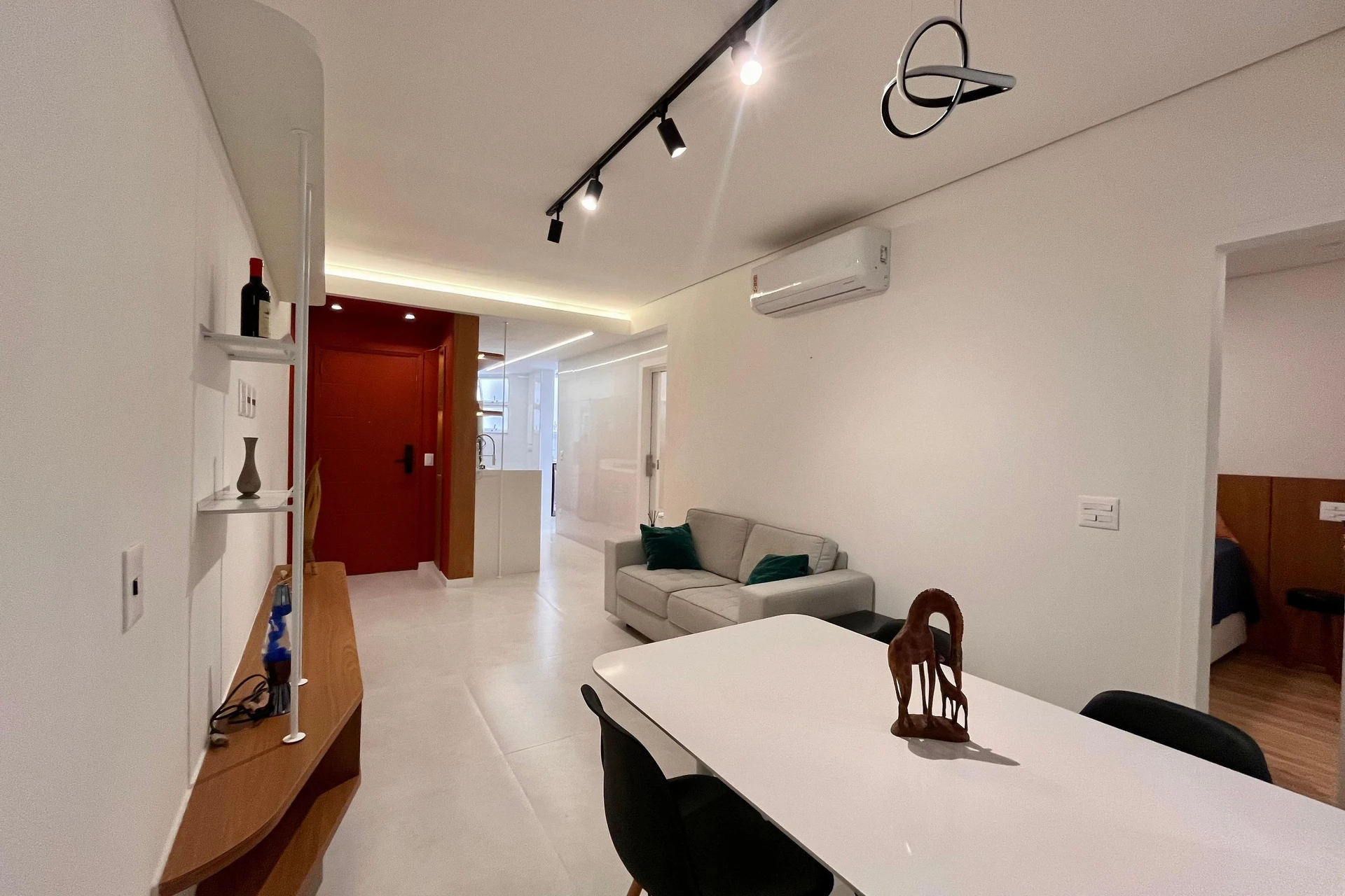 Furnished apartment, 70 m², with a home office — photo 24
