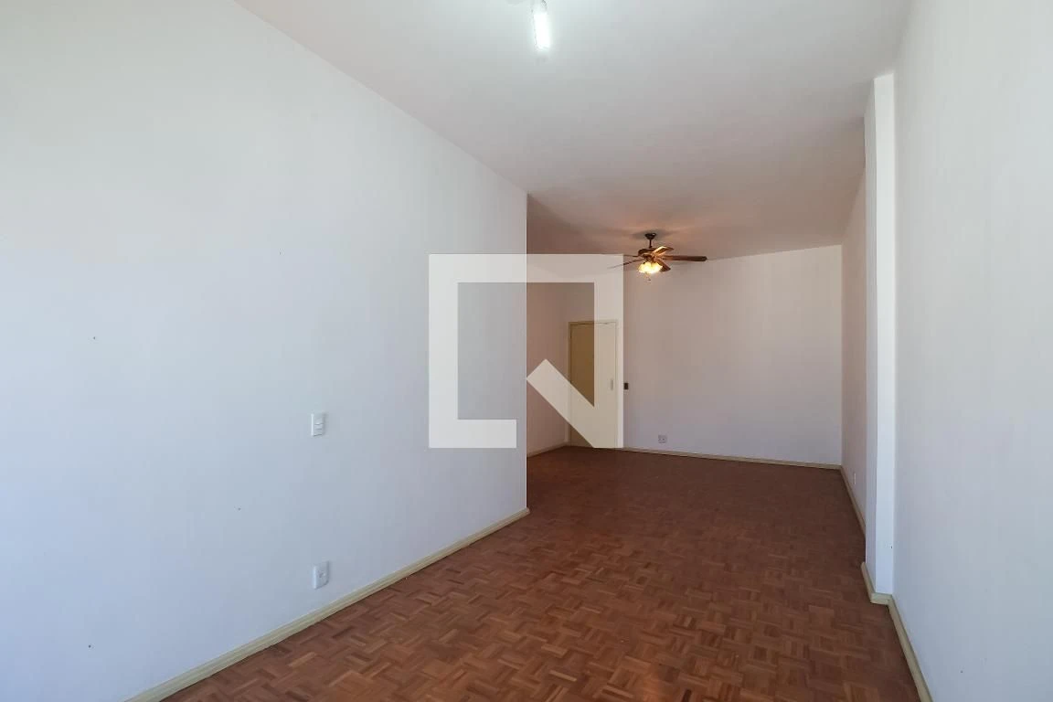 3-bedroom apartment with a mountain view in Rio de Janeiro — photo 21