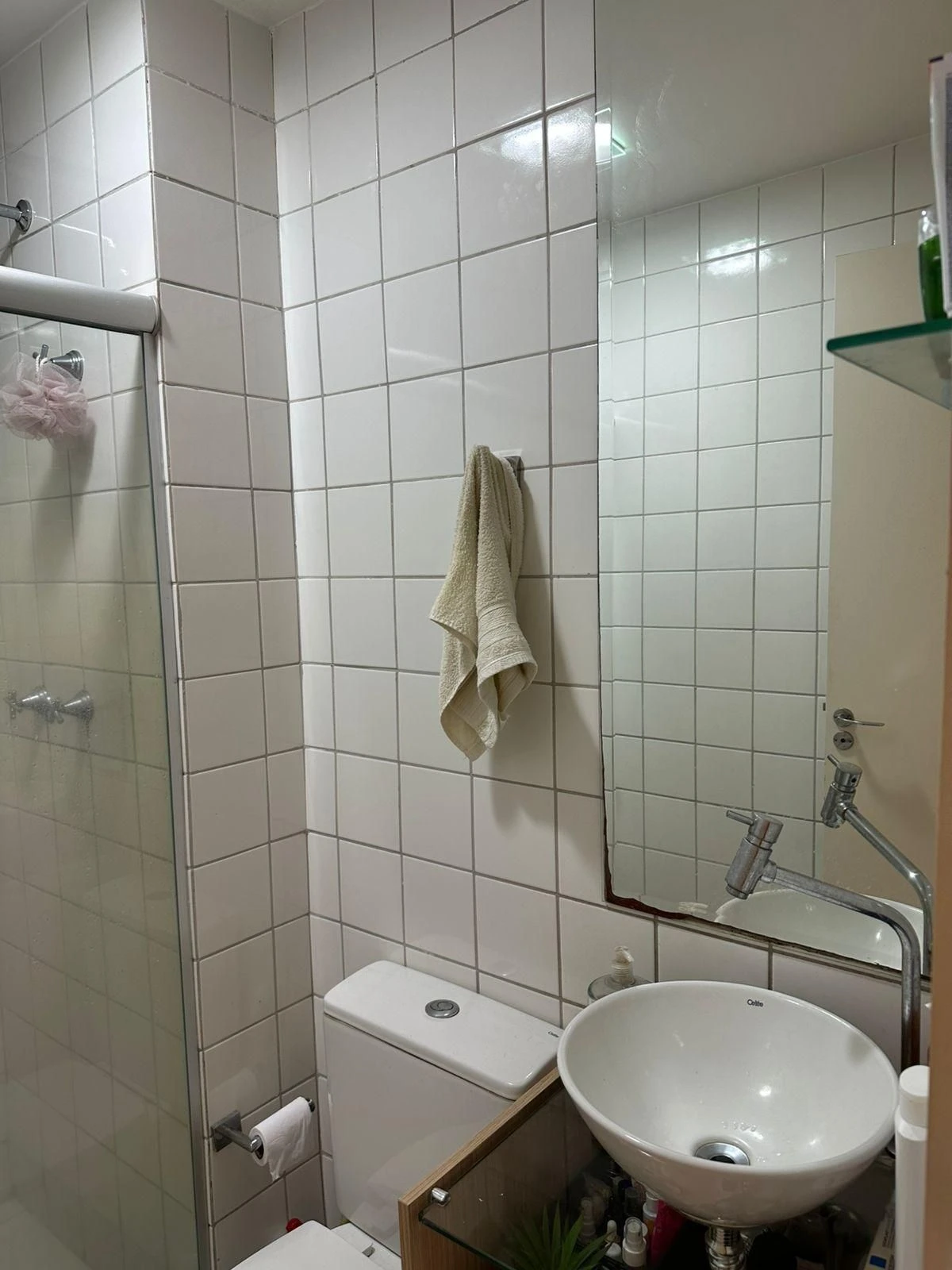 Furnished apartment with 3 bedrooms and 1 bathroom — photo 12