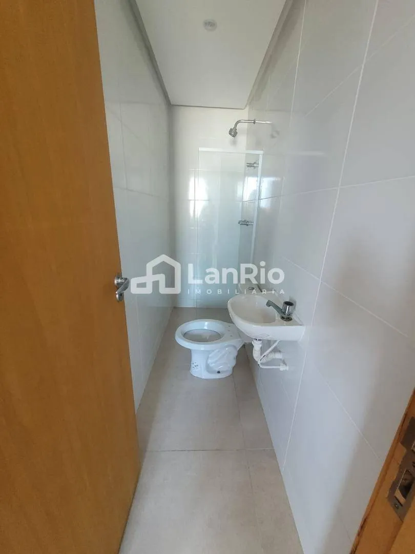 Water view in a 4-bedroom apartment, 240 m² — photo 9