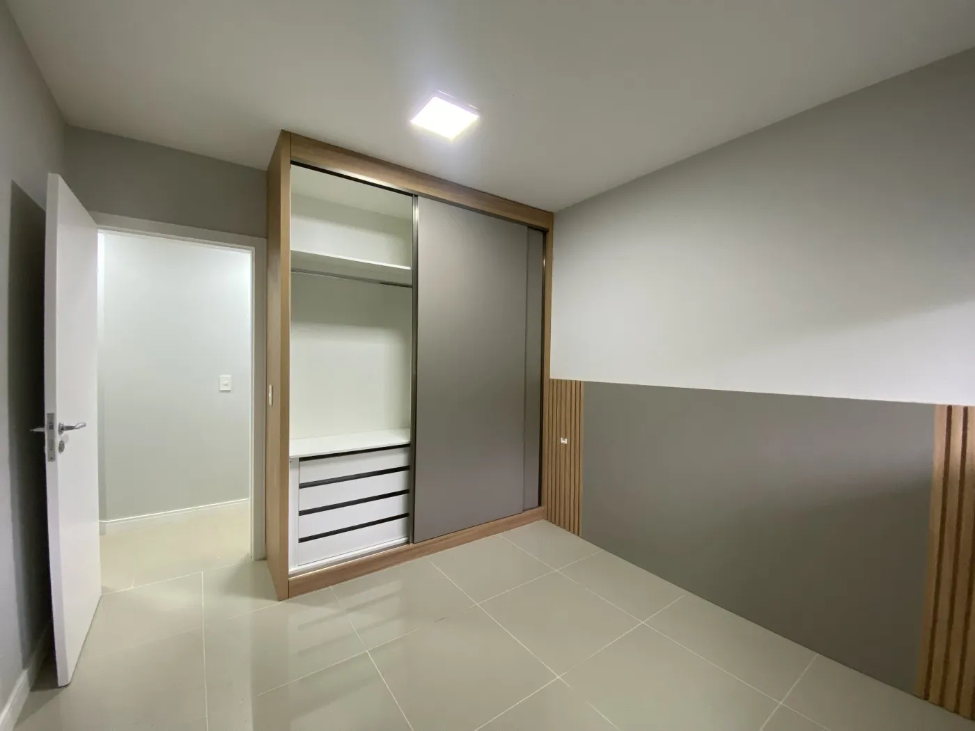 Apartamento en planta baja con 4 dormitorios y 3 suites — photo 14