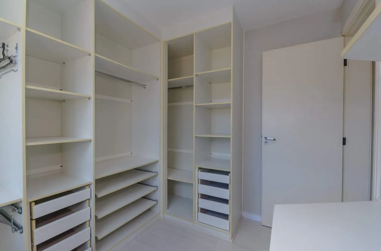 Furnished apartment, 71 m², with a home office — photo 18