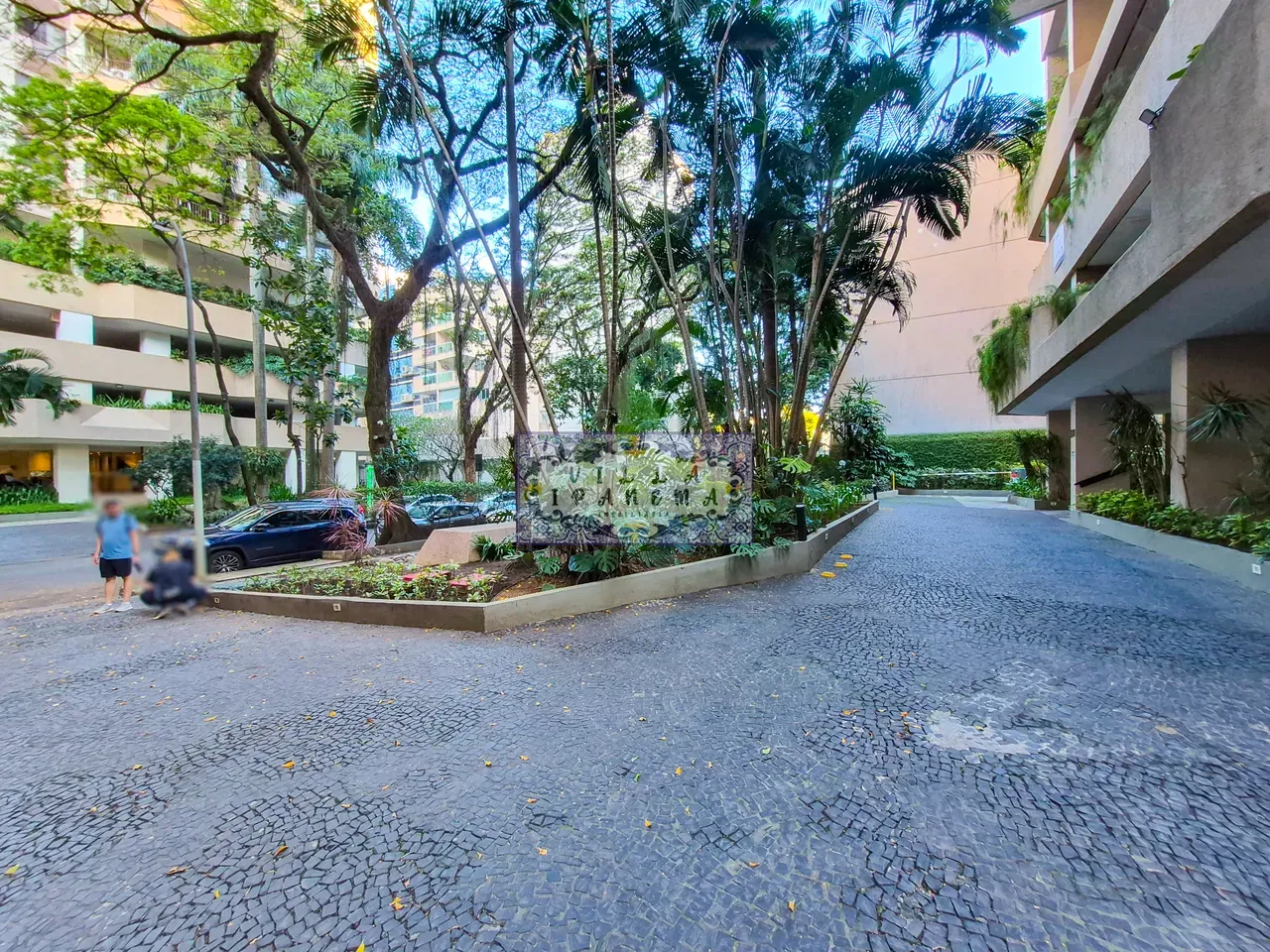 Furnished 286 m² penthouse with 4 bedrooms and 4 baths — photo 91
