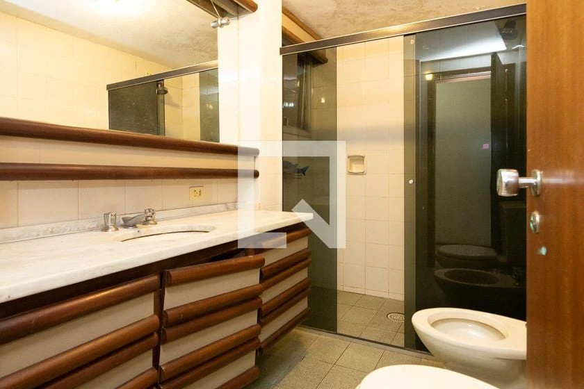 Apartamento de 4 quartos com varanda e 165 m² — photo 25
