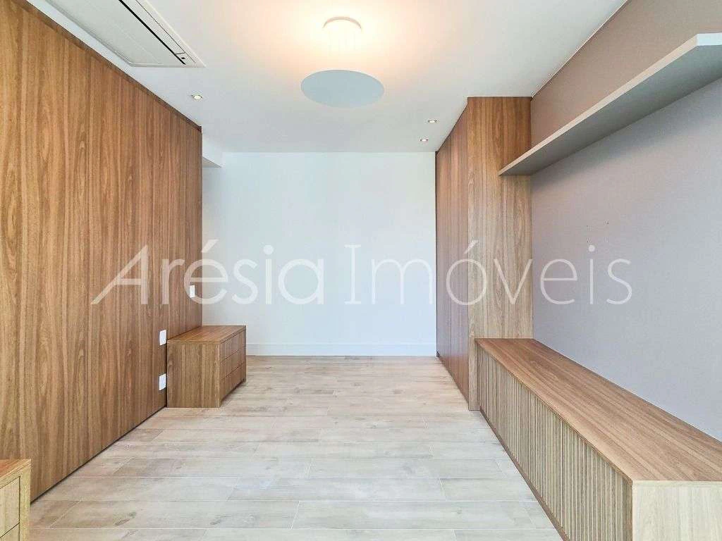 Apartamento de 267 m² com 3 suítes e piscina privativa — photo 15