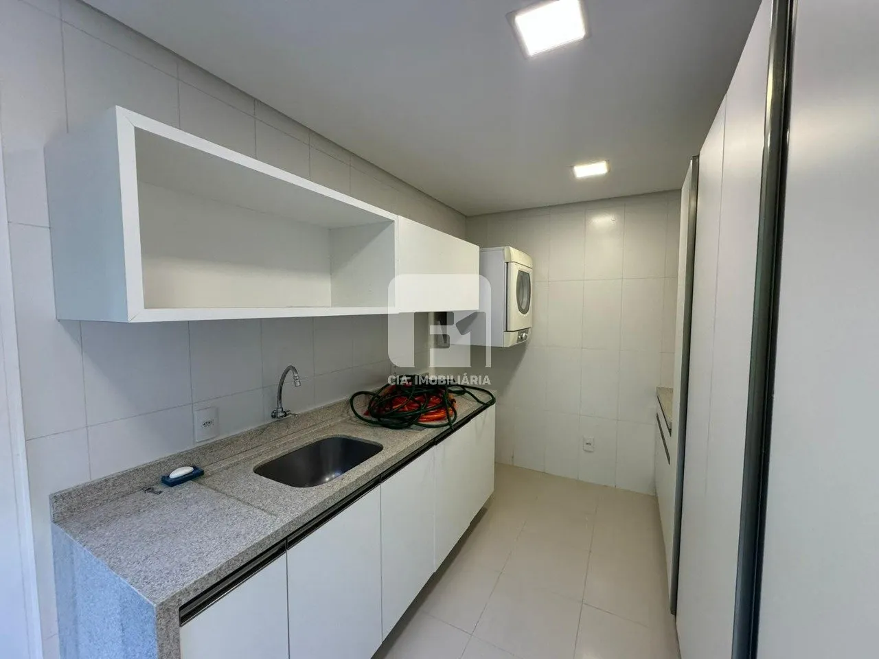 Furnished house with 7 bedrooms and a real desk — photo 33