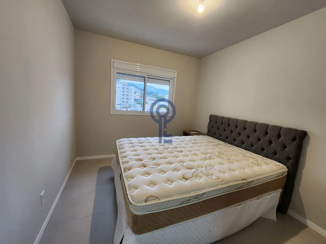 Apartment on the 3rd floor with a grill on the balcony