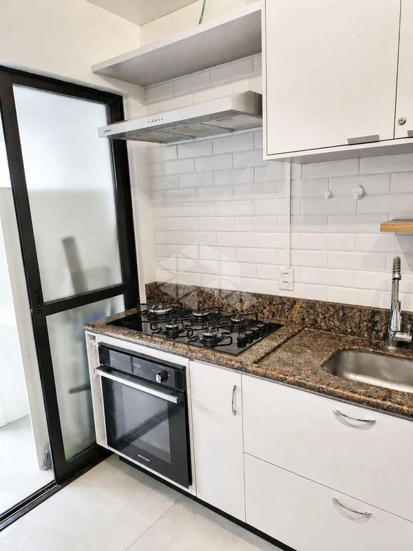 Вид на воду и 2 спальни: квартира 72 м² — photo 2