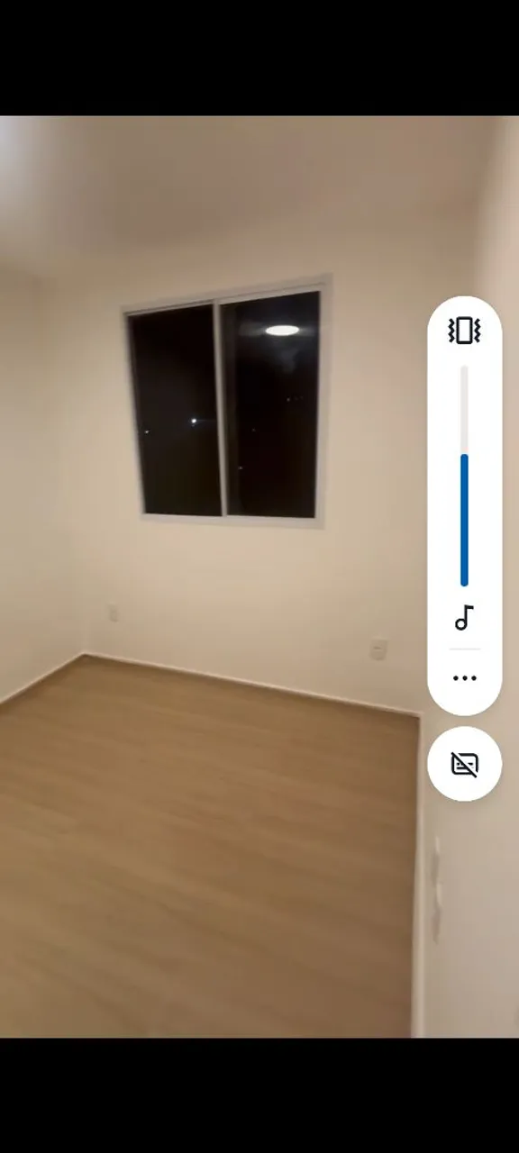 2-bedroom apartment in a building with a gym — photo 3