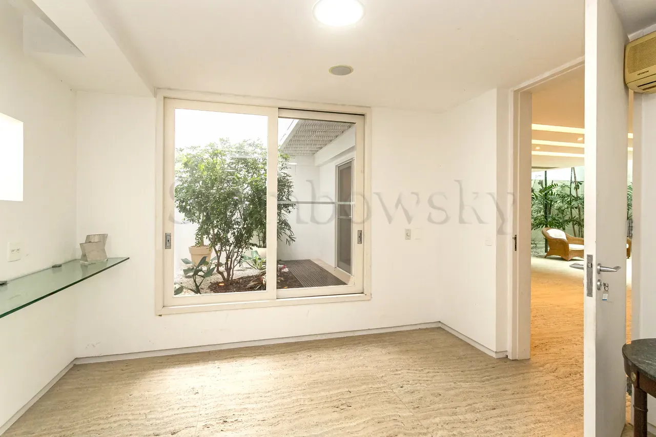 House with 3 bedrooms and a closed-off gas kitchen — photo 41