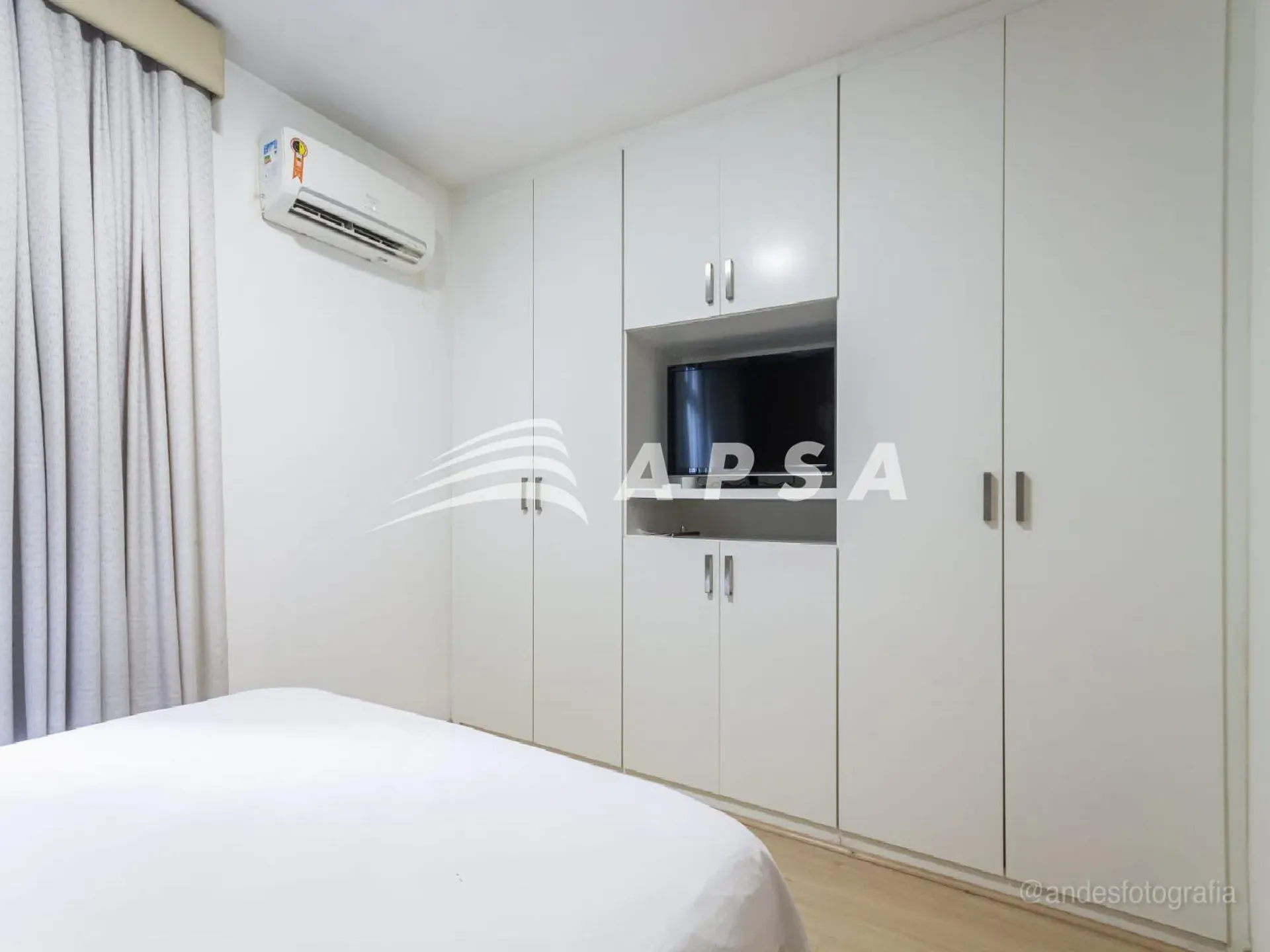Apartamento mobiliado de 129 m² com 3 quartos e 2 banheiros — photo 4