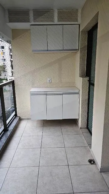 Apartment for rent with 3 bedrooms and 3 bathrooms — photo 9