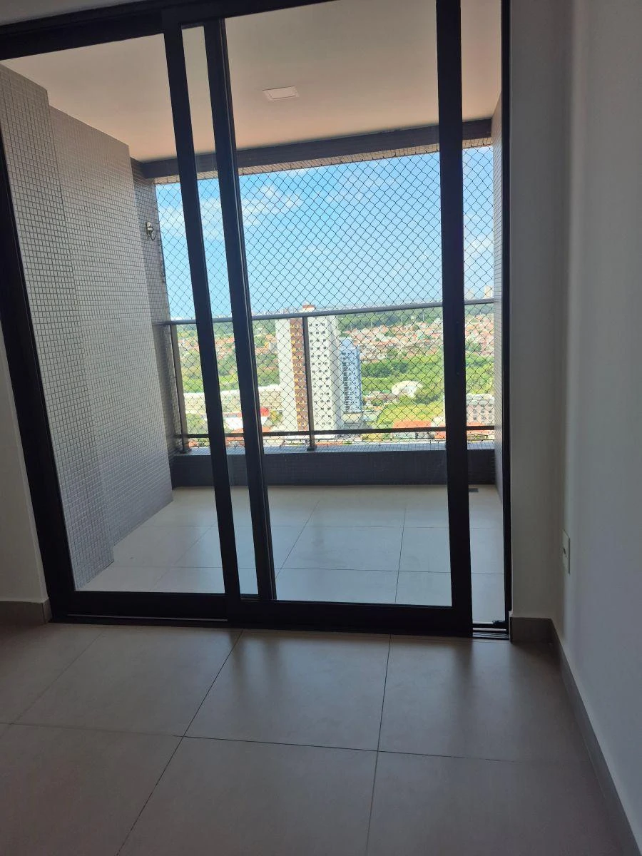 Робоче місце та 2 спальні: квартира 63 м² — photo 24