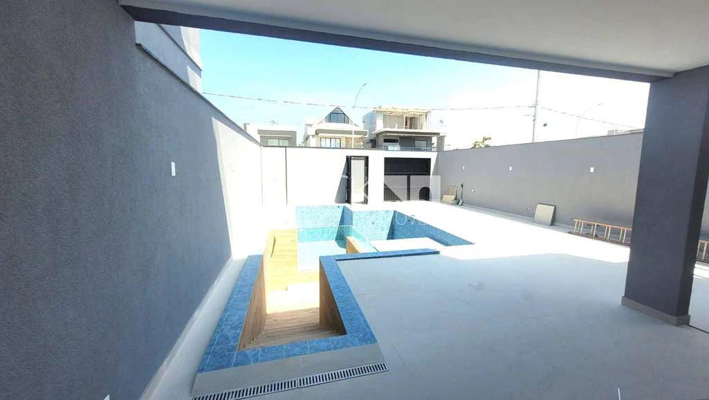 House with 5 en-suite bedrooms and private garden — photo 12