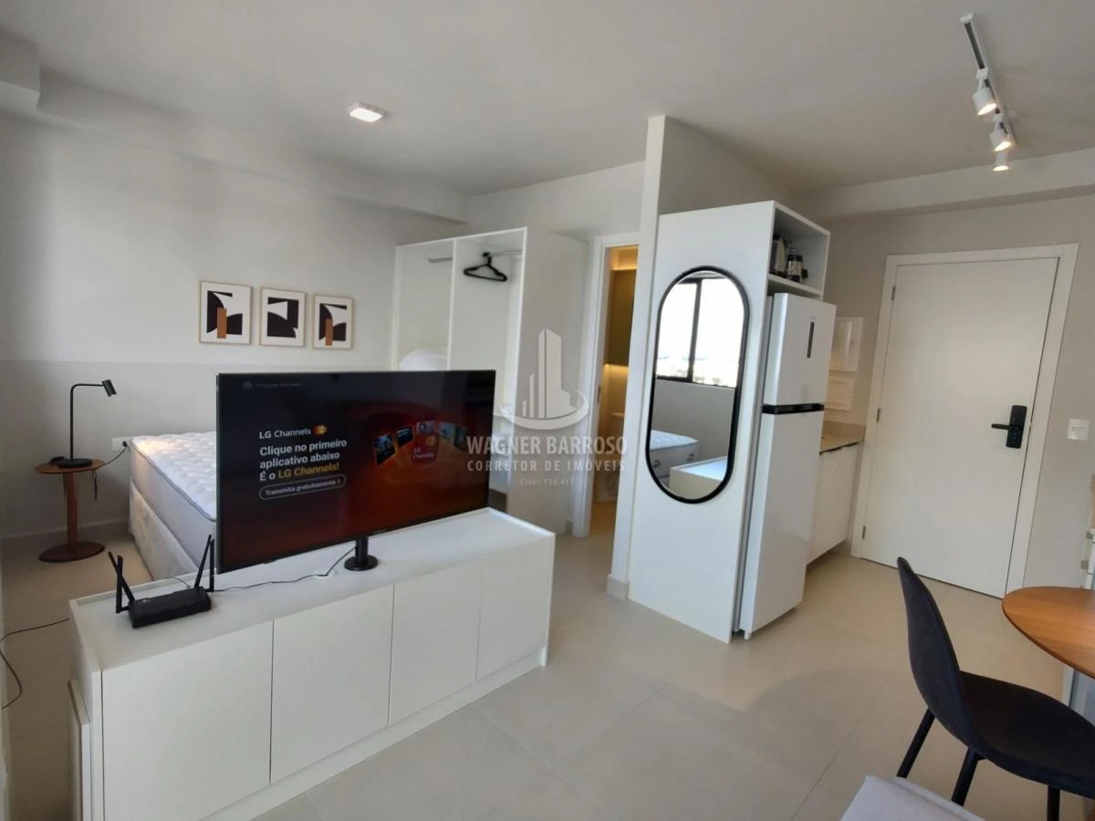 Furnished 1-bedroom apartment with a balcony — photo 4