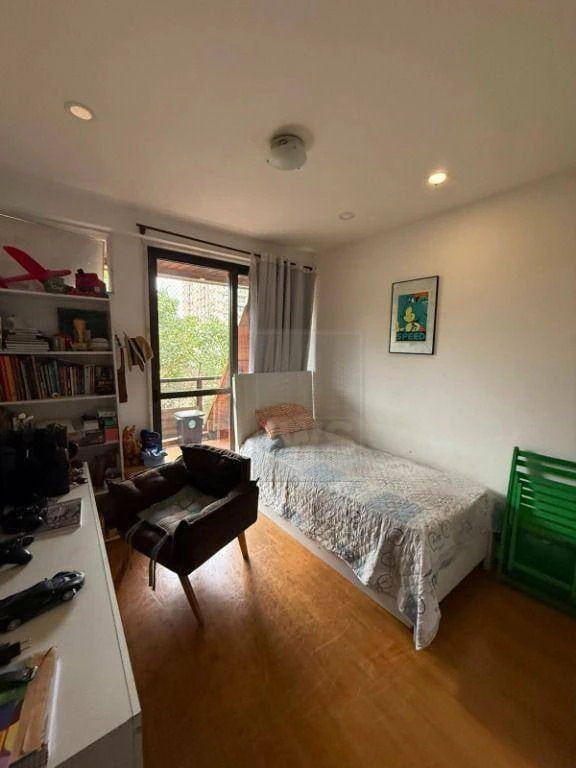 4-bedroom apartment with 171 m² and 2 parking spots — photo 10