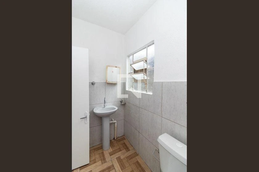 Rental house with a closed kitchen and 2 bedrooms — photo 2