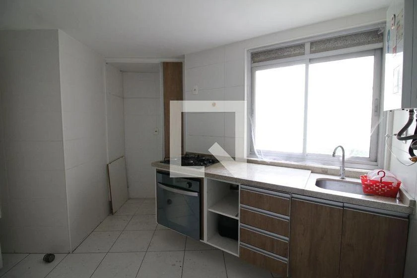 2-bedroom apartment with a mountain view in Rio de Janeiro — photo 13