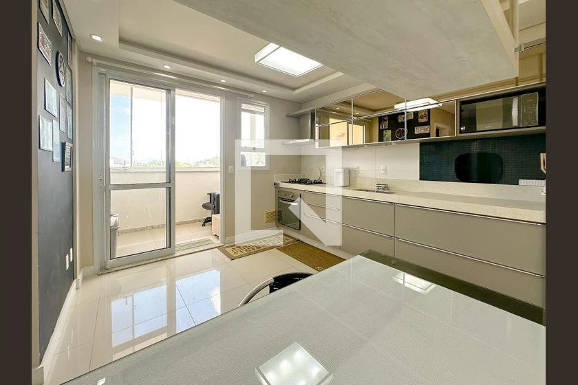 Furnished apartment with 2 bedrooms and an en-suite suite — photo 32