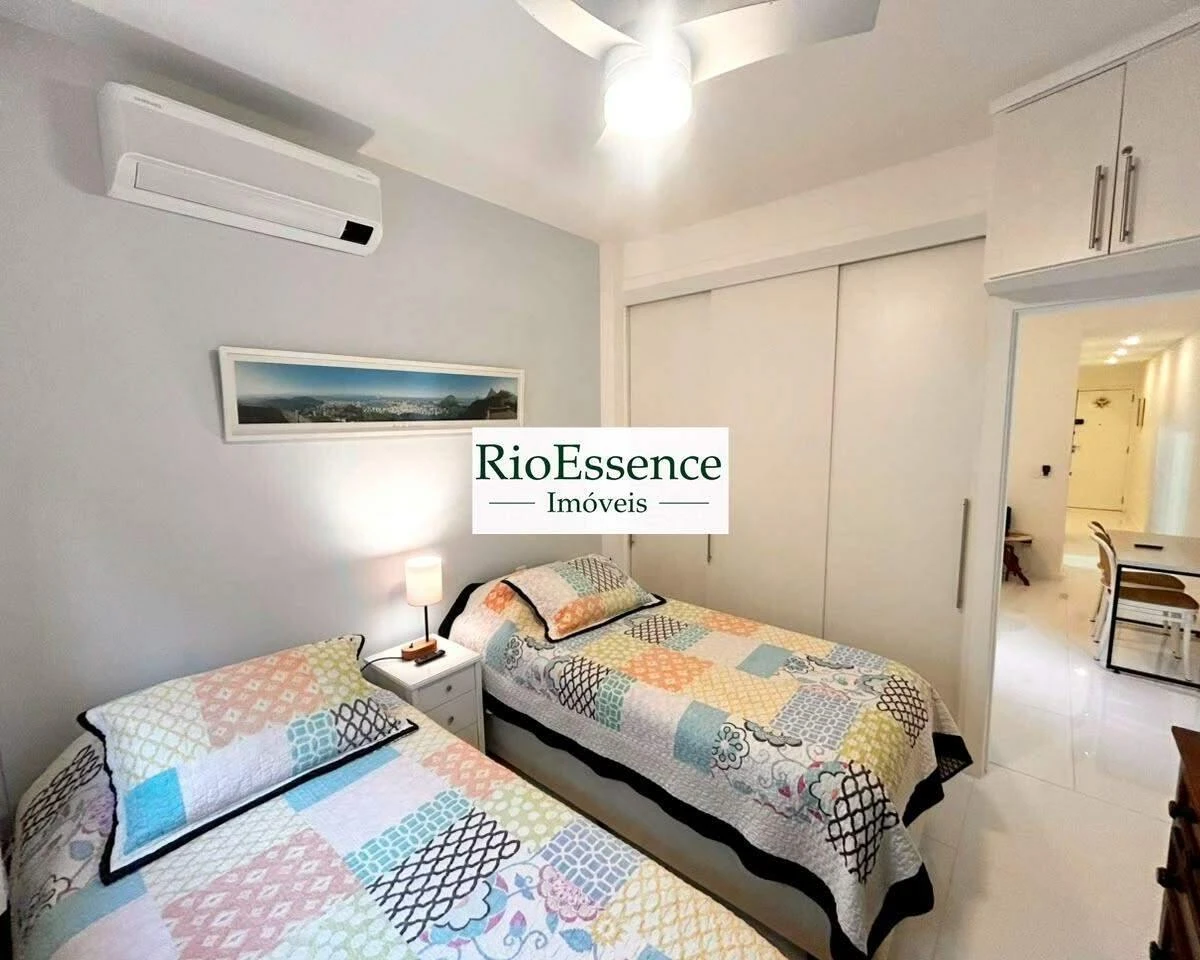 Furnished 1-bedroom apartment with separate kitchen — photo 12