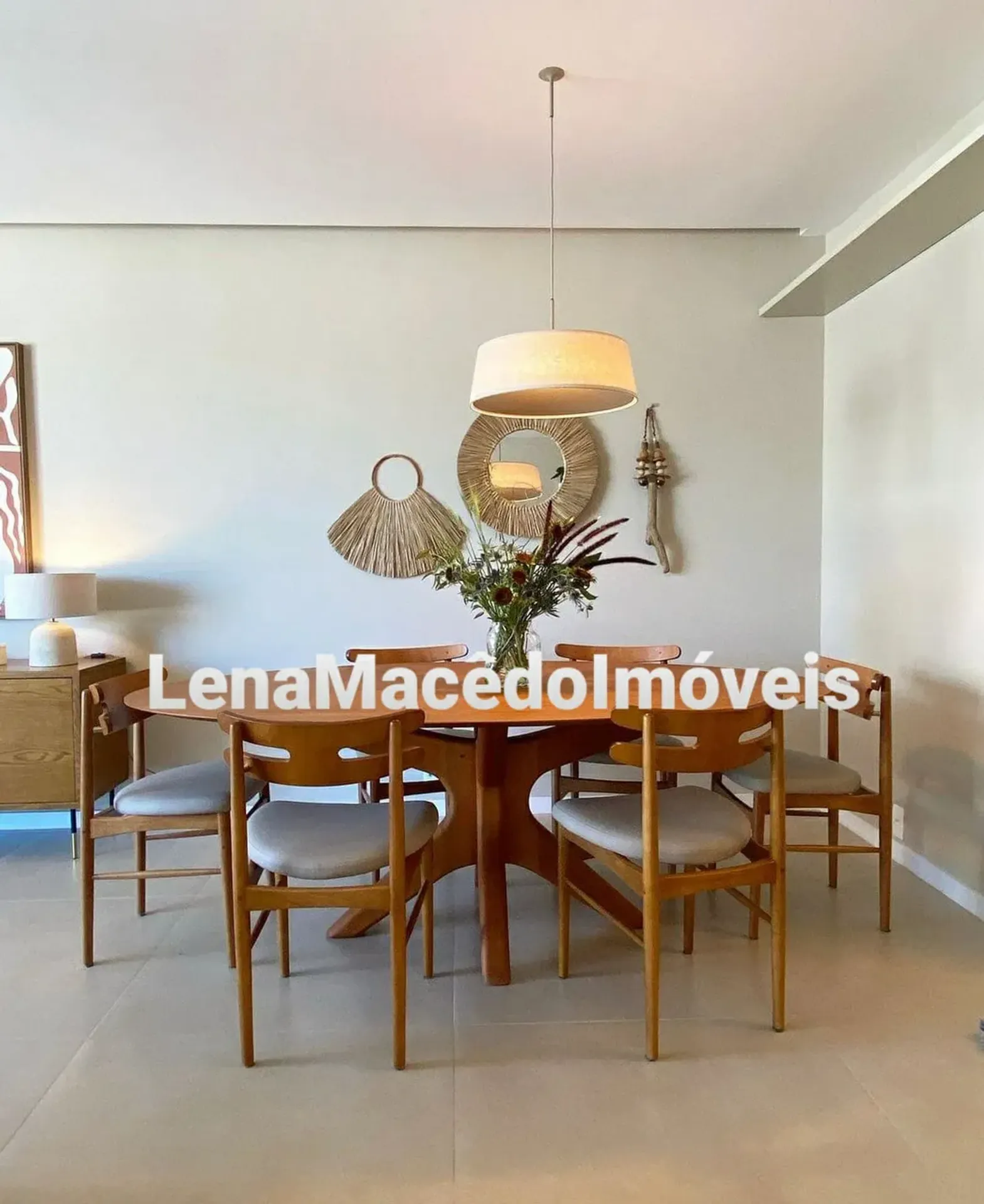 Furnished apartment, 133 m², with floor-to-ceiling windows — photo 10