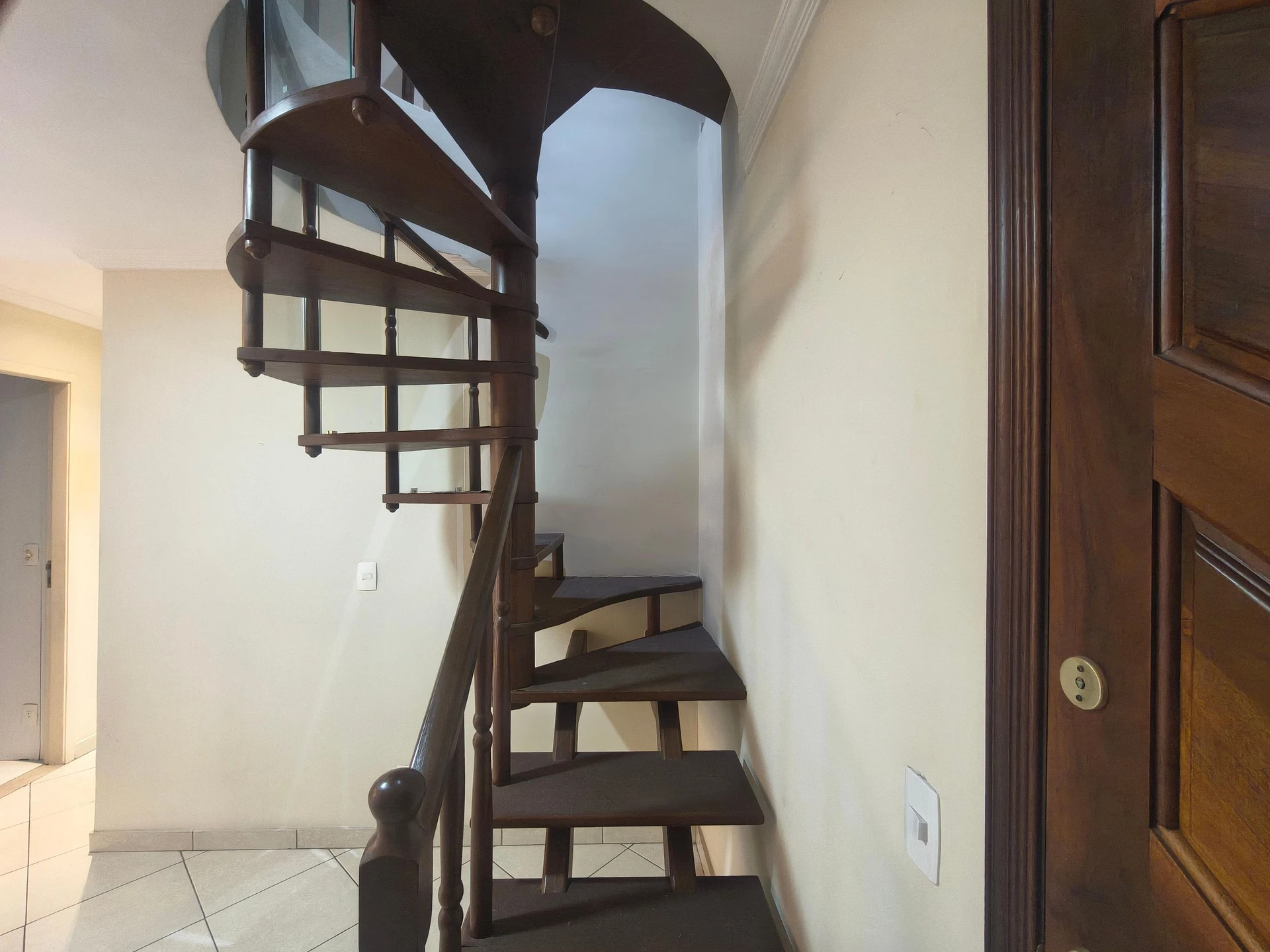 Балкон з грилем та 2 спальні: квартира 129 м² — photo 53