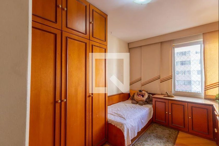 2-bedroom apartment with a bathtub in Curitiba — photo 28