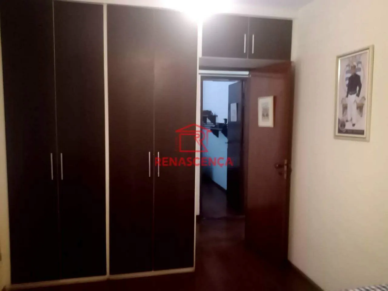 4-bedroom house with 1 en-suite and 300 m² plus pool — photo 13