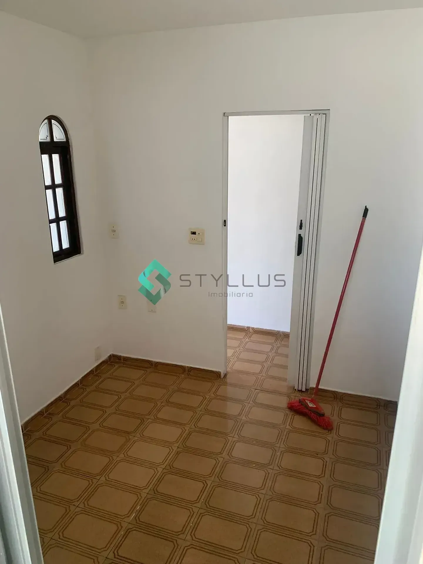 Apartamento para locação sem vaga, com 2 quartos e varanda — photo 22