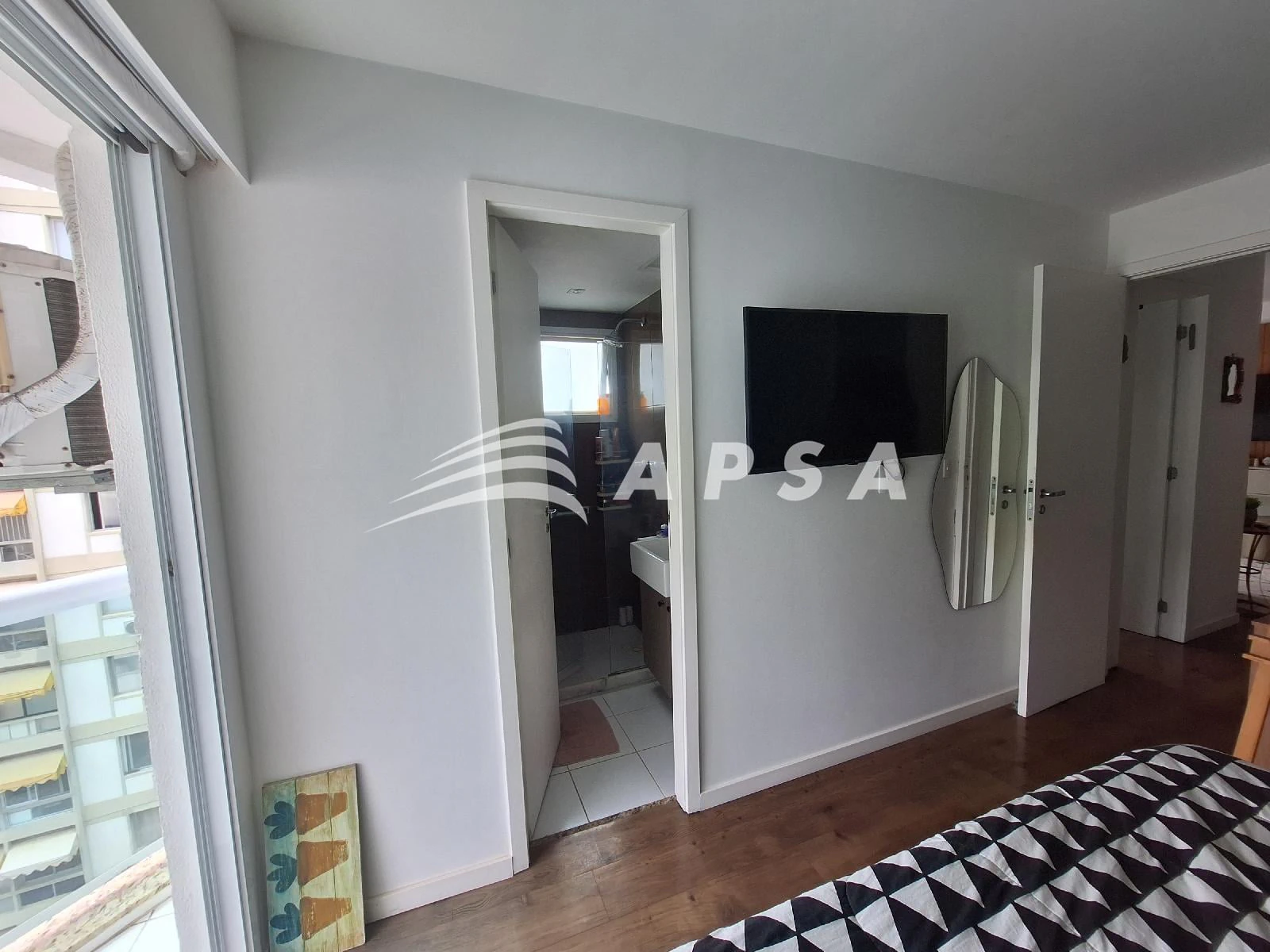 2-bedroom apartment in a building with a sauna — photo 5