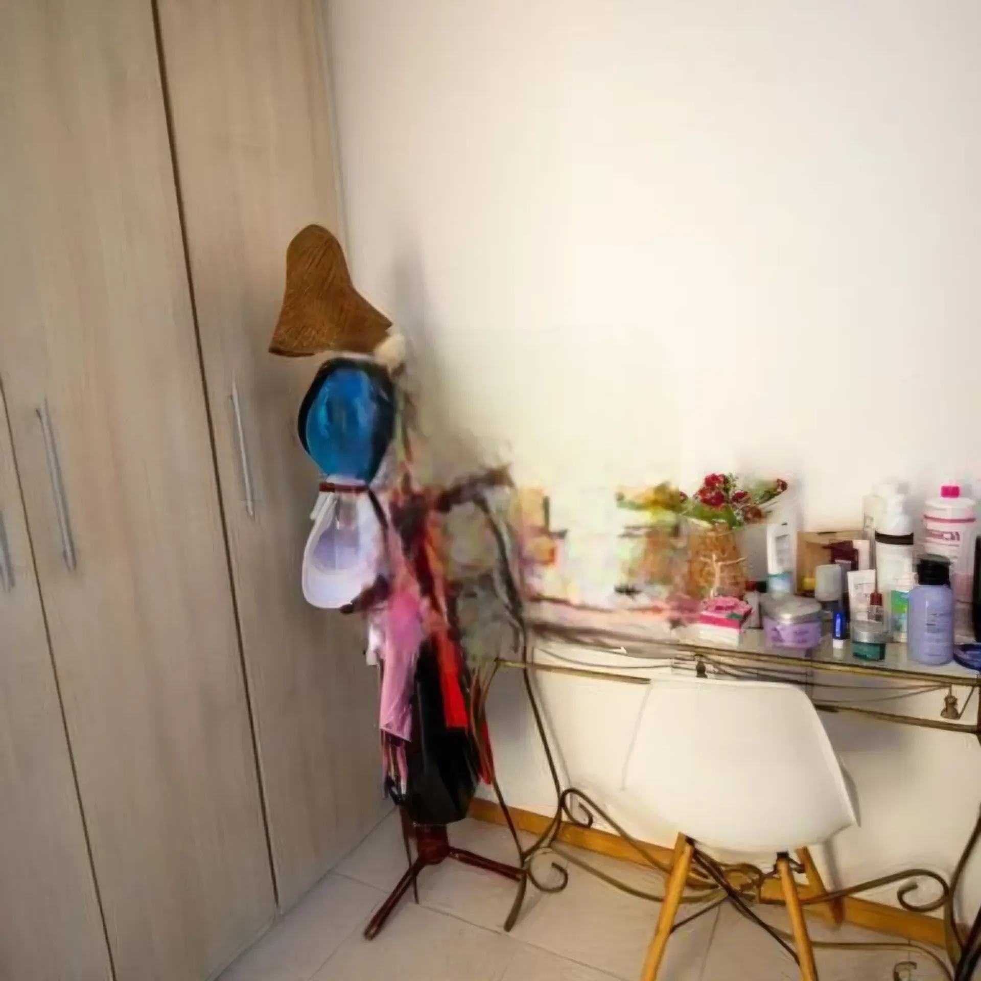Furnished 4-bedroom apartment with a gas kitchen — photo 26