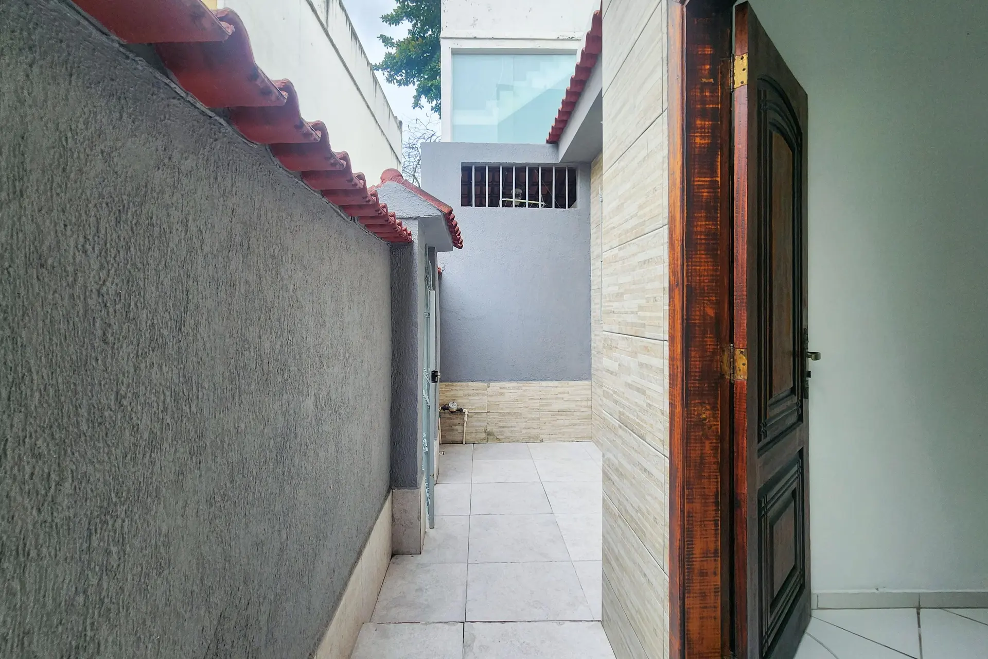 2-bedroom house, 1 with its own bathroom, 98 m² — photo 33
