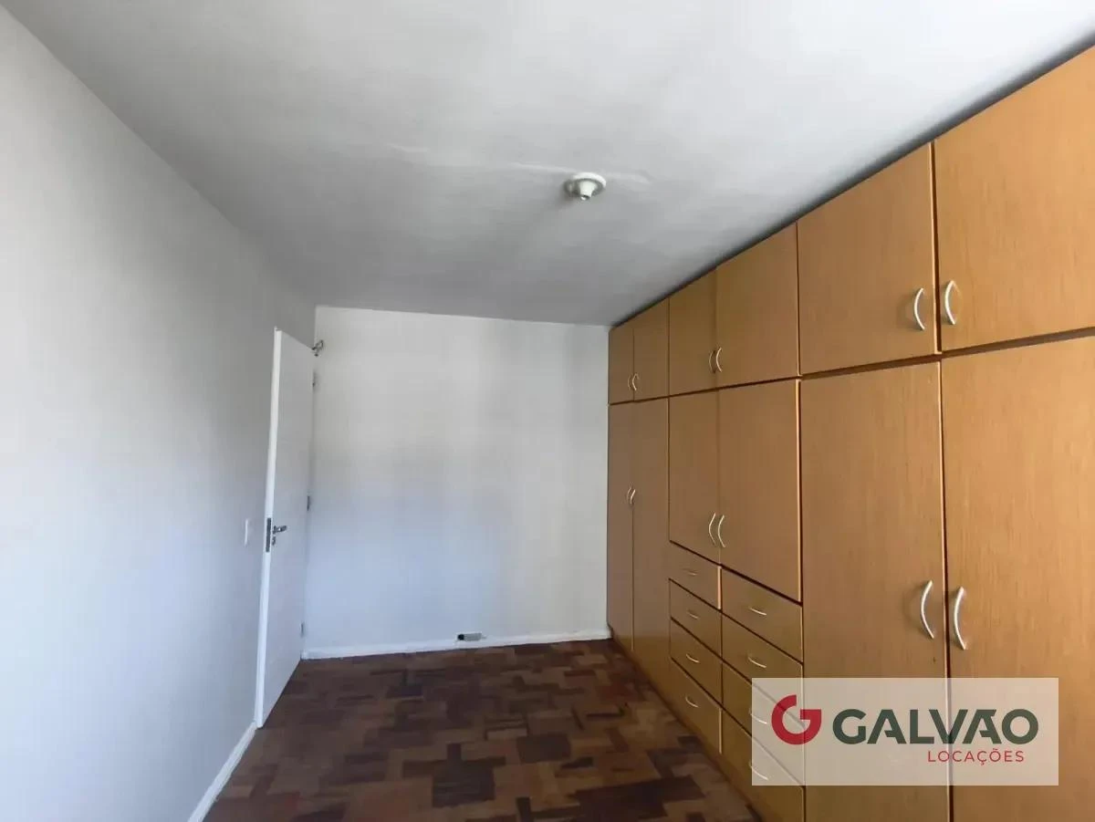 Apartment, 88 m², with wood or laminate floors — photo 10