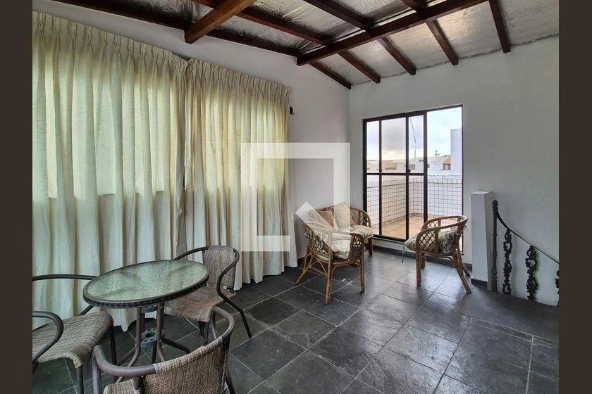 3-bedroom apartment with balcony, 202 m² — photo 32
