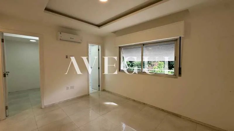 Penthouse with 4 bedrooms and open-plan gas kitchen — photo 10