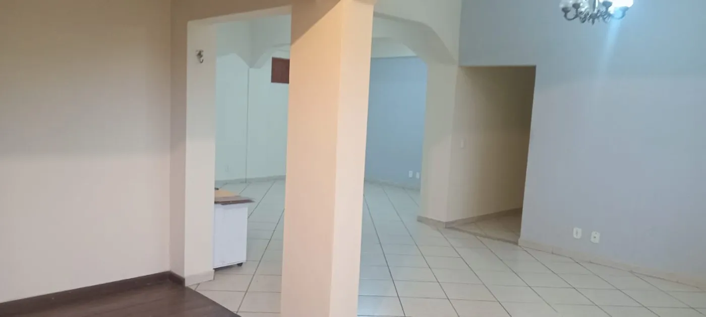 Apartamento de 4 quartos com vista para as montanhas — photo 17