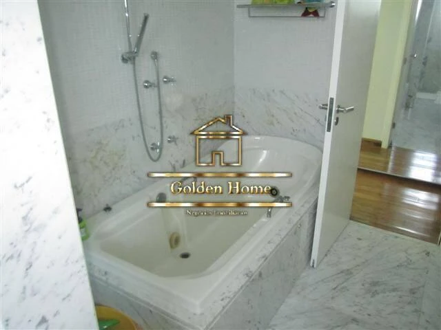 Furnished 300 m² apartment with 4 en-suites and 4 parking — photo 17