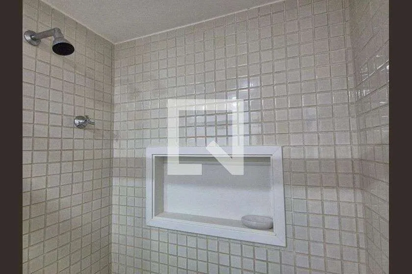 80 m² apartment with a pool in the building — photo 28