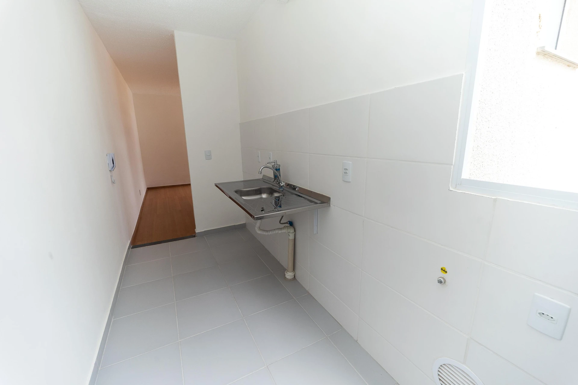 2-bedroom apartment in a building with a pool — photo 3