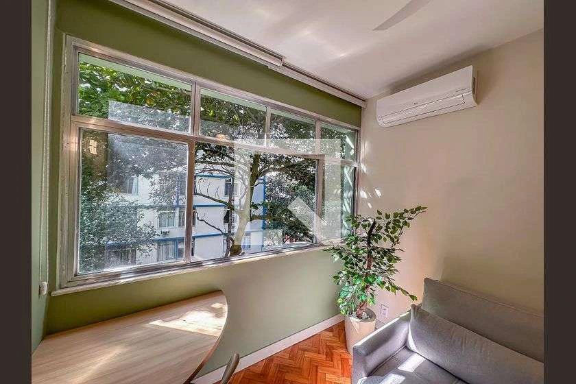 1 quarto e janelas do piso ao teto: apartamento de 40 m² — photo 5