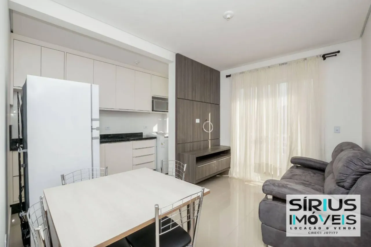 Furnished 1-bedroom apartment with open-plan kitchen