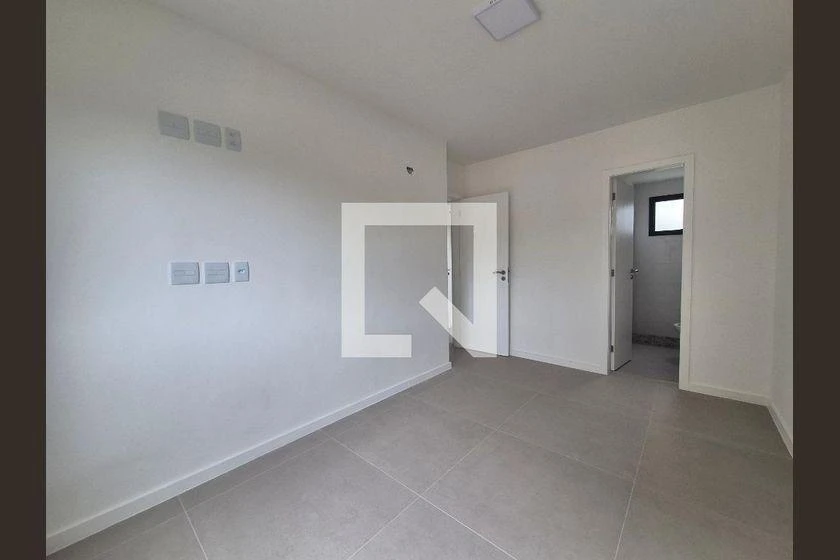 Квартира: 3 спальні, 1 з власною ванною кімнатою, 83 м² — photo 17
