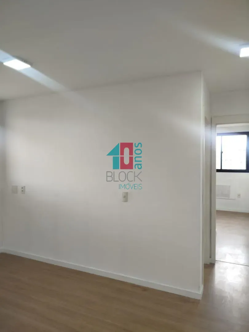 2-bedroom apartment with balcony and 2 bathrooms — photo 23