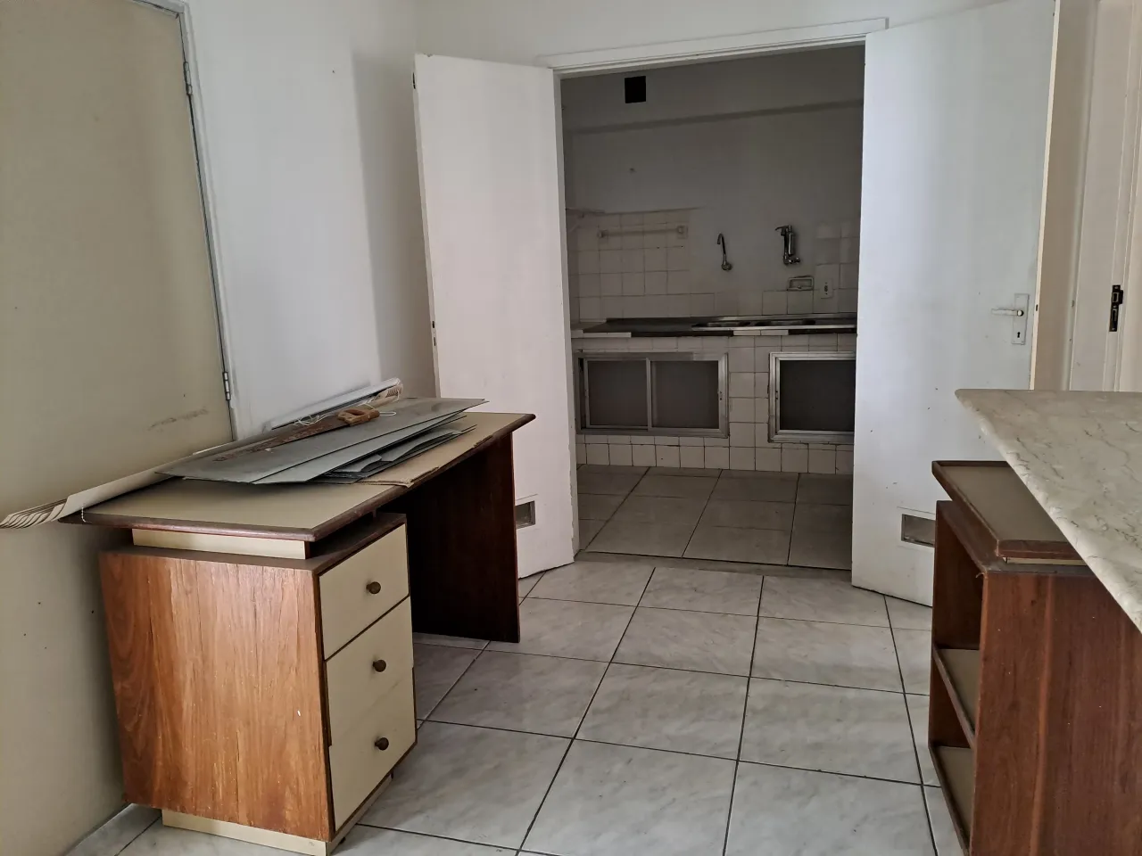 Unfurnished apartment with 5 bedrooms and 5 bathrooms — photo 2