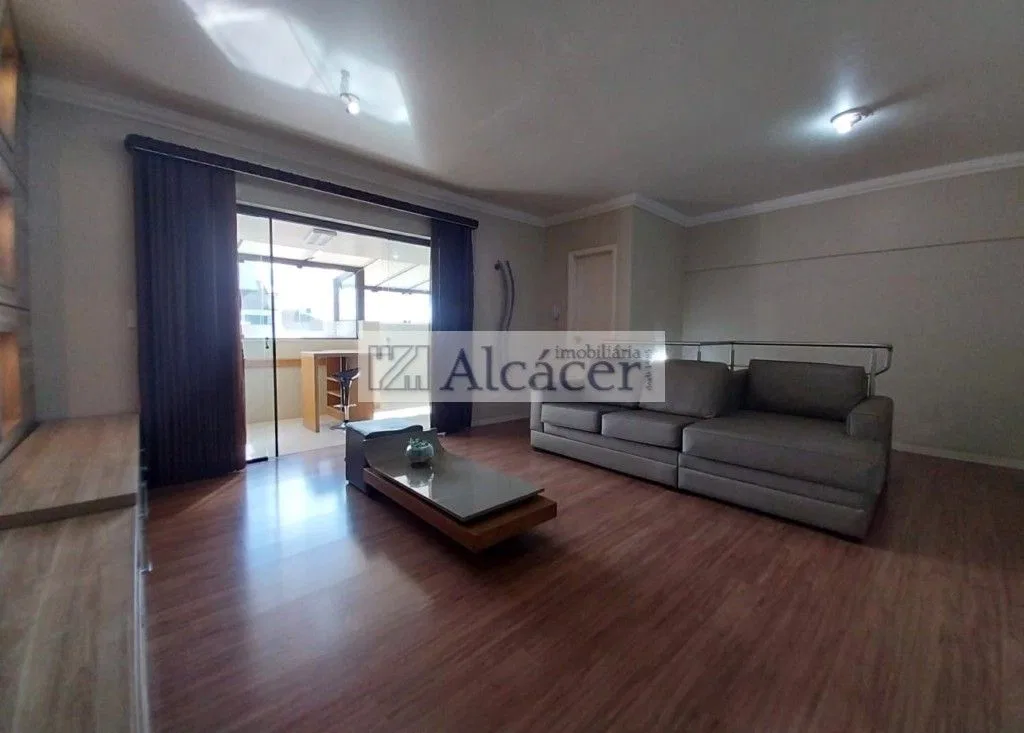 3-bedroom apartment in a building with a gym — photo 5