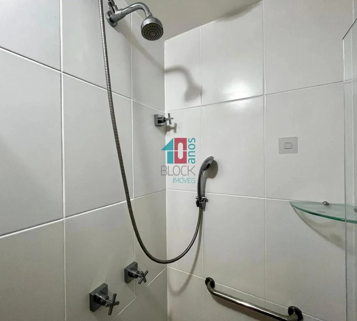 Apartamento de 3 quartos em condomínio com academia — photo 16