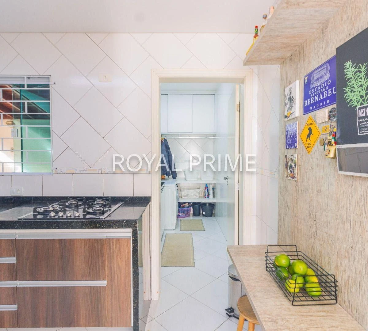 Furnished house, 186 m², with a walk-in closet — photo 30