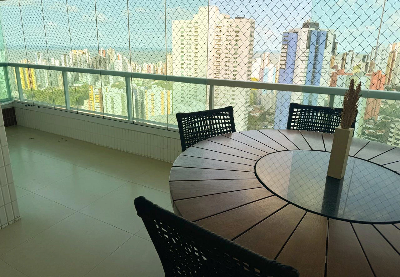153 m² apartment with 4 en-suite bedrooms and 3 parking — photo 4