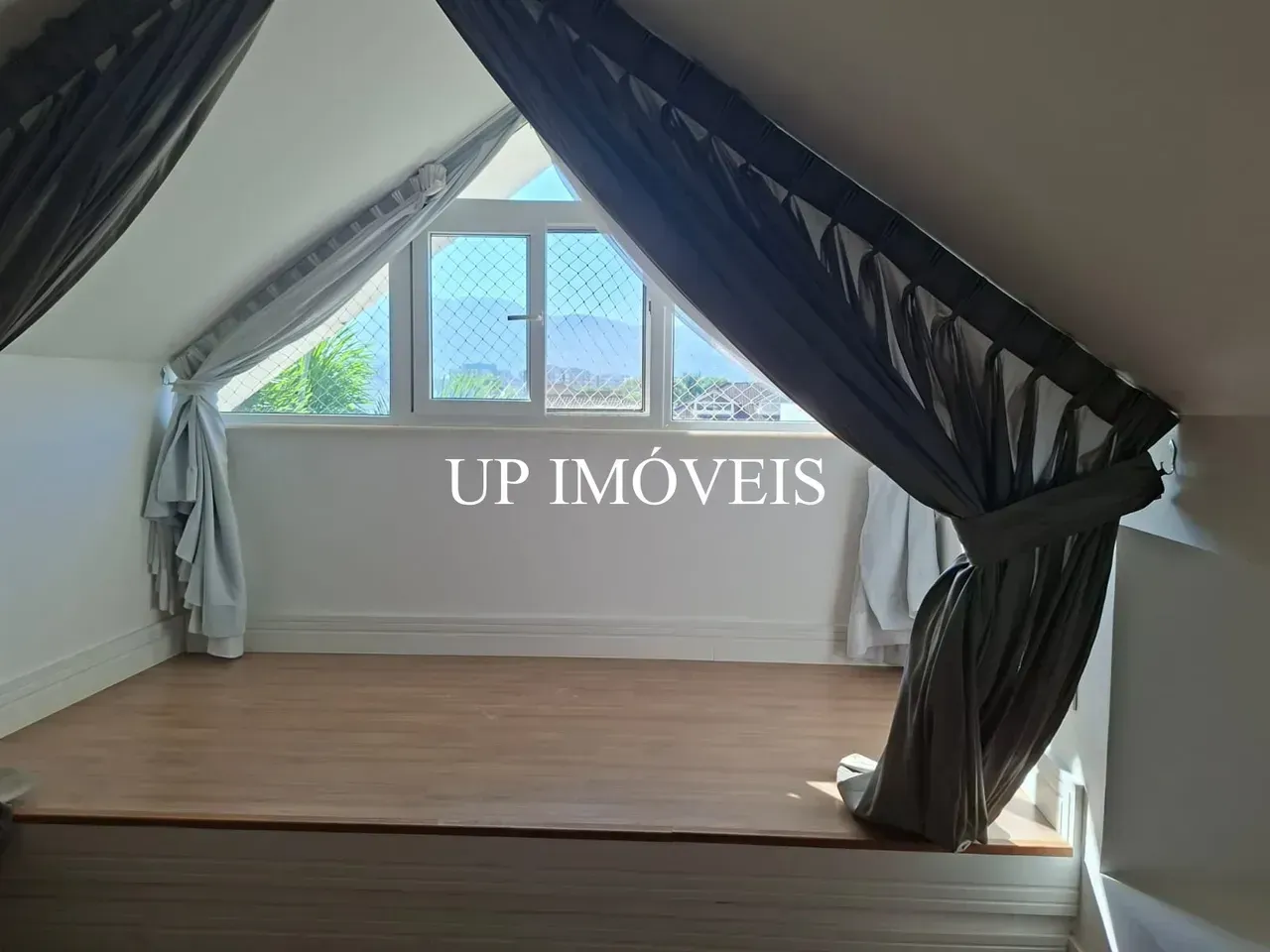 Apartment with 5 bedrooms and 5 parking spots, floor-to-ceiling windows — photo 32